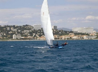  Catamarán en Marsella 